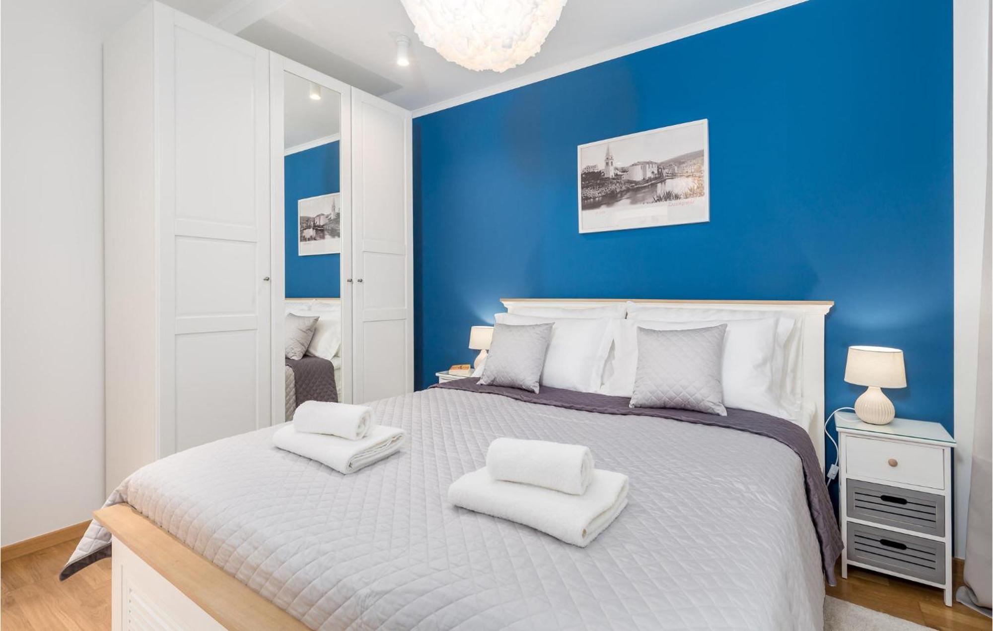 Amazing Apartment In Mali Losinj With Wifi Zewnętrze zdjęcie