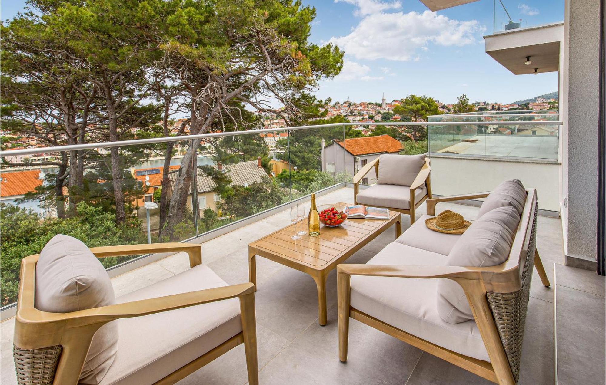 Amazing Apartment In Mali Losinj With Wifi Zewnętrze zdjęcie