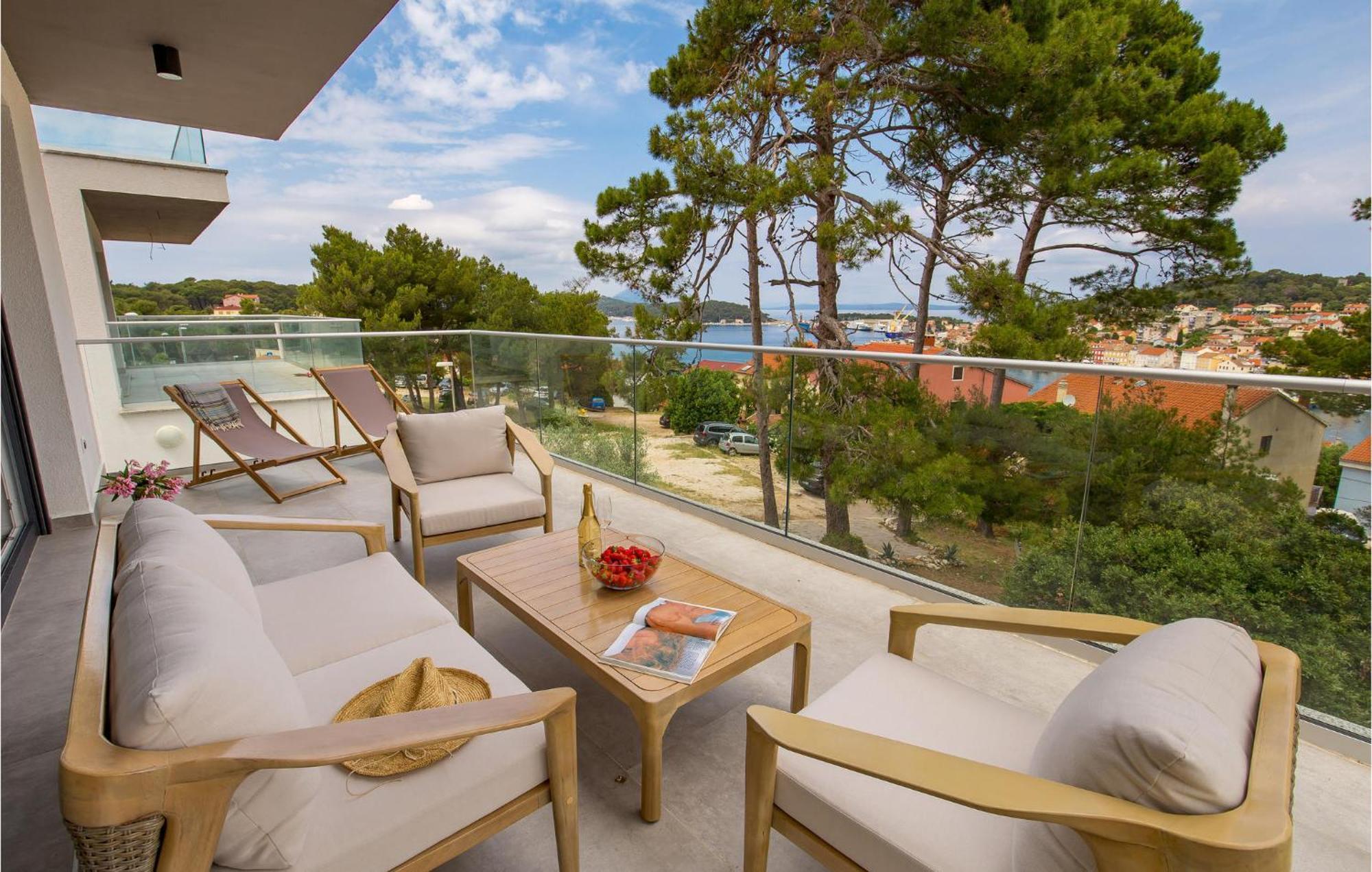 Amazing Apartment In Mali Losinj With Wifi Zewnętrze zdjęcie