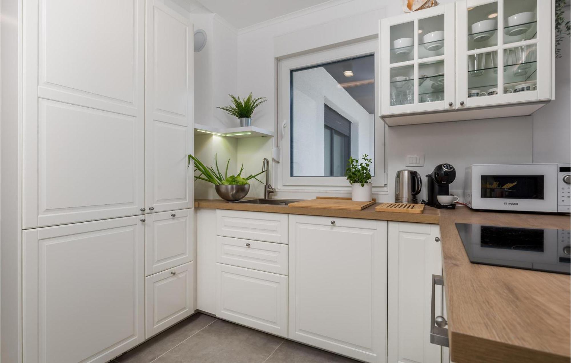 Amazing Apartment In Mali Losinj With Wifi Zewnętrze zdjęcie
