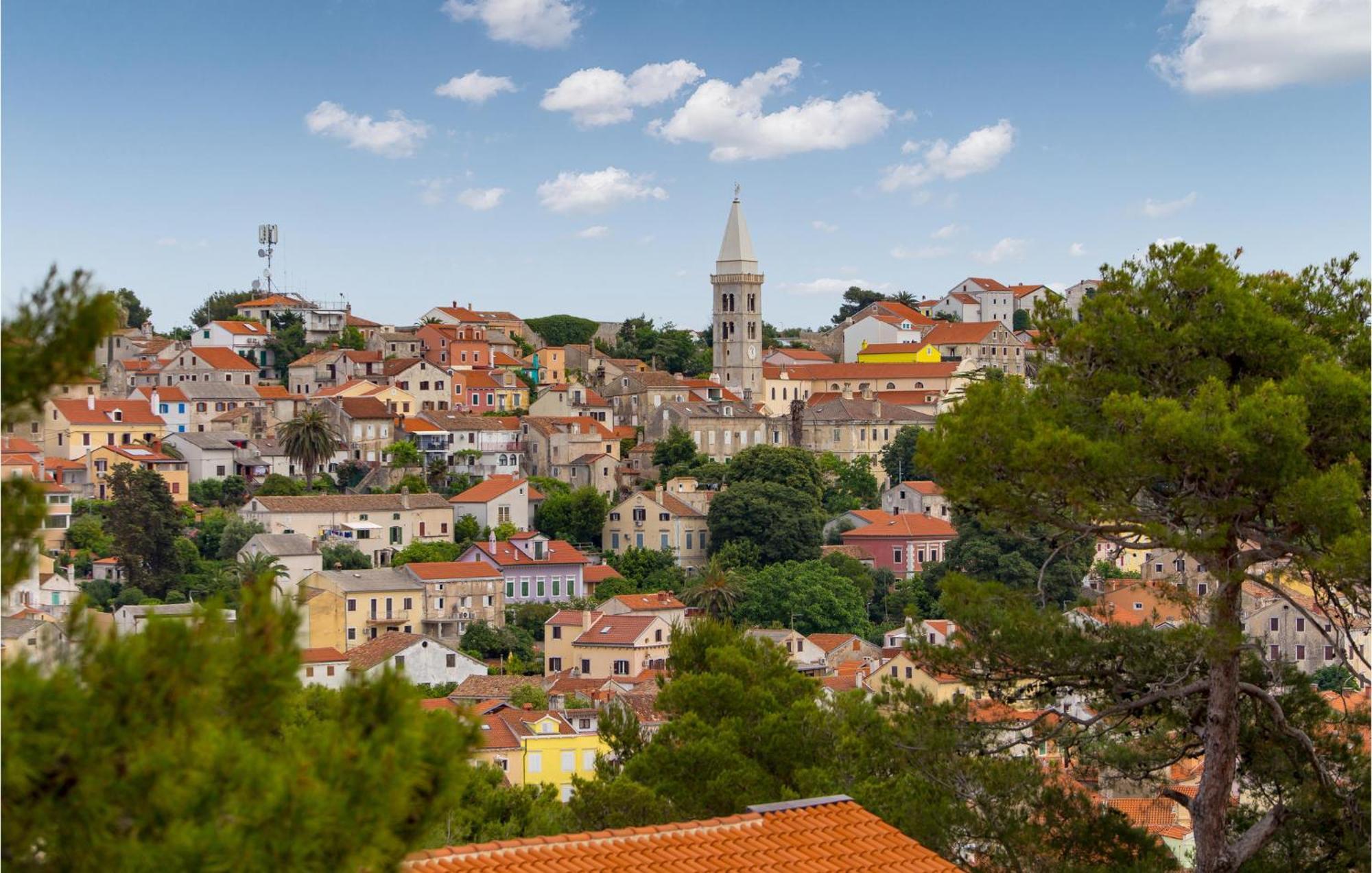 Amazing Apartment In Mali Losinj With Wifi Zewnętrze zdjęcie